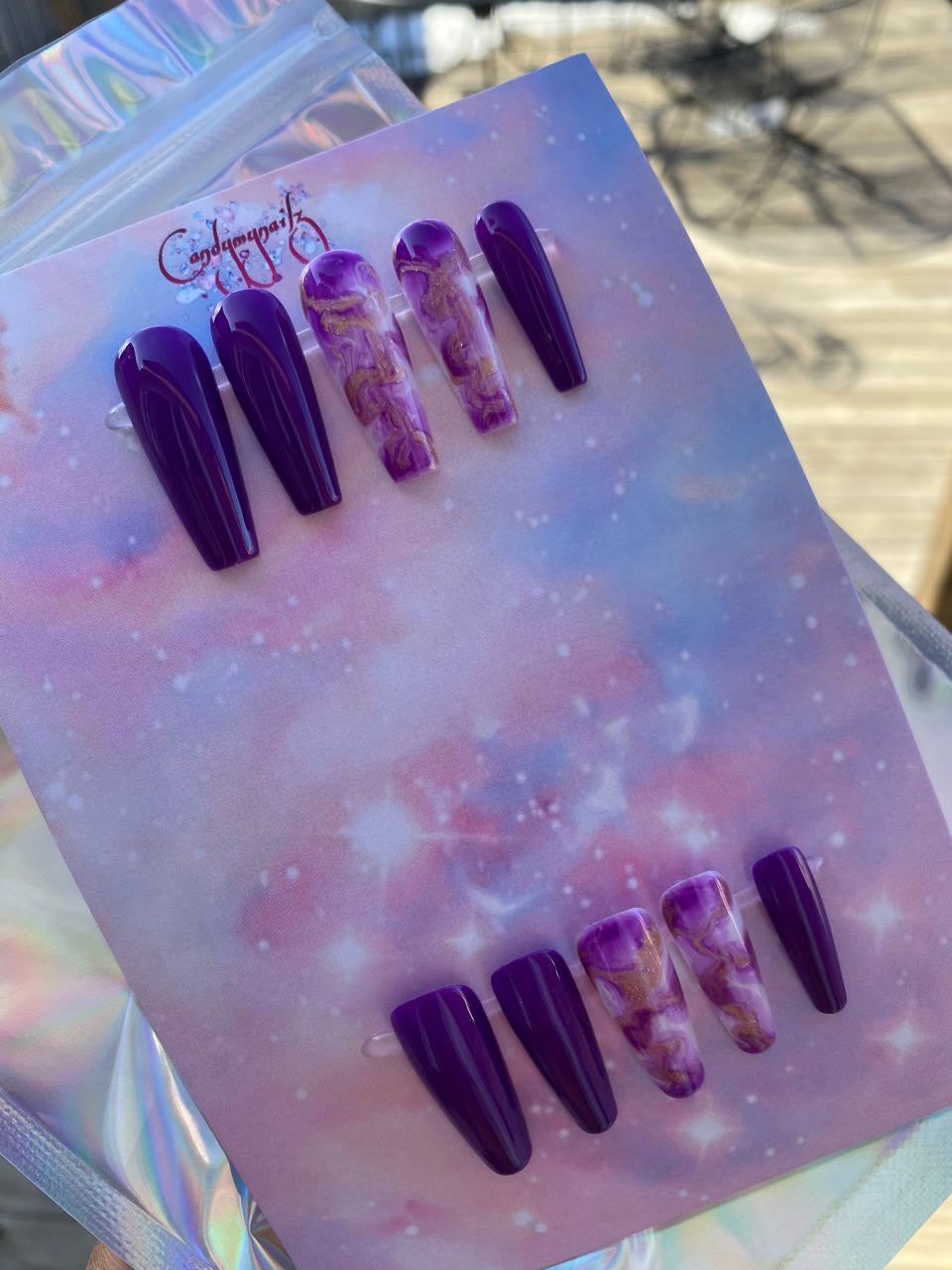 Marble raisin press on nails