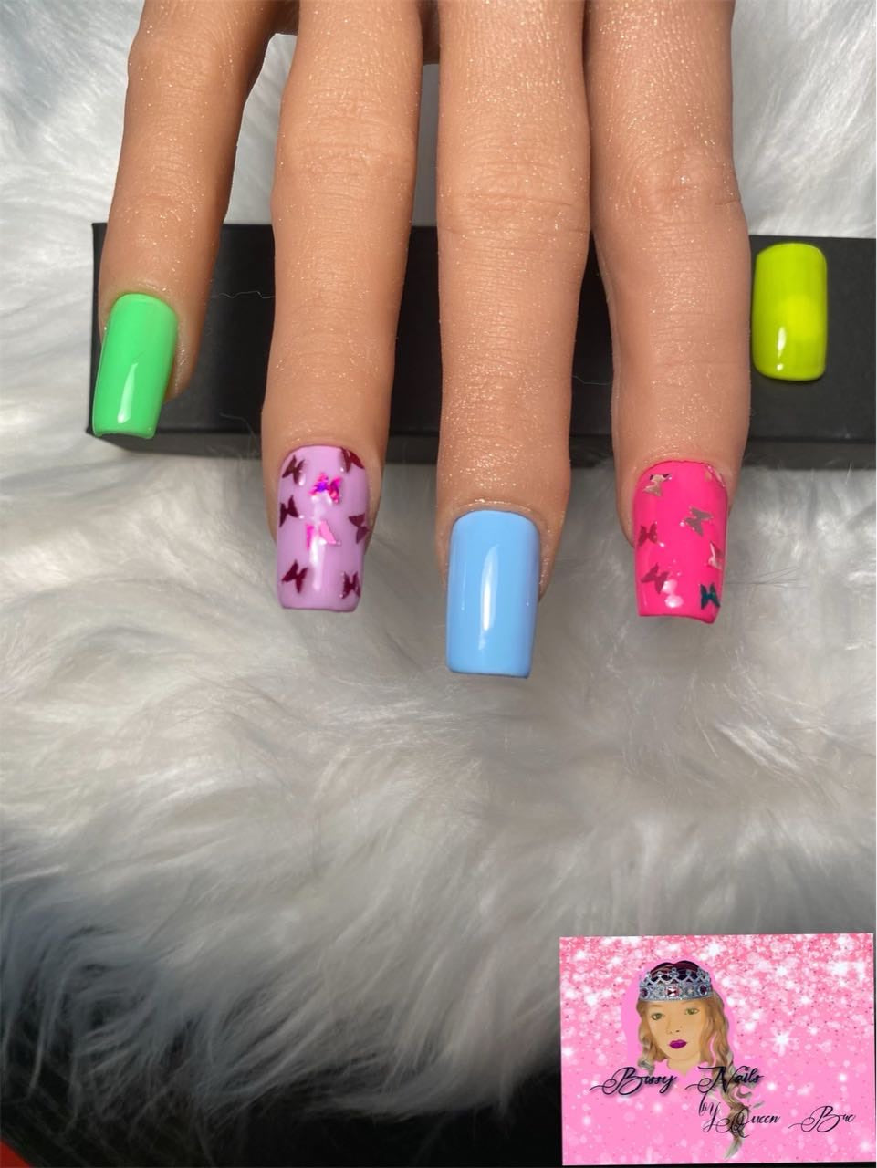 Fly Away Press On Nails
