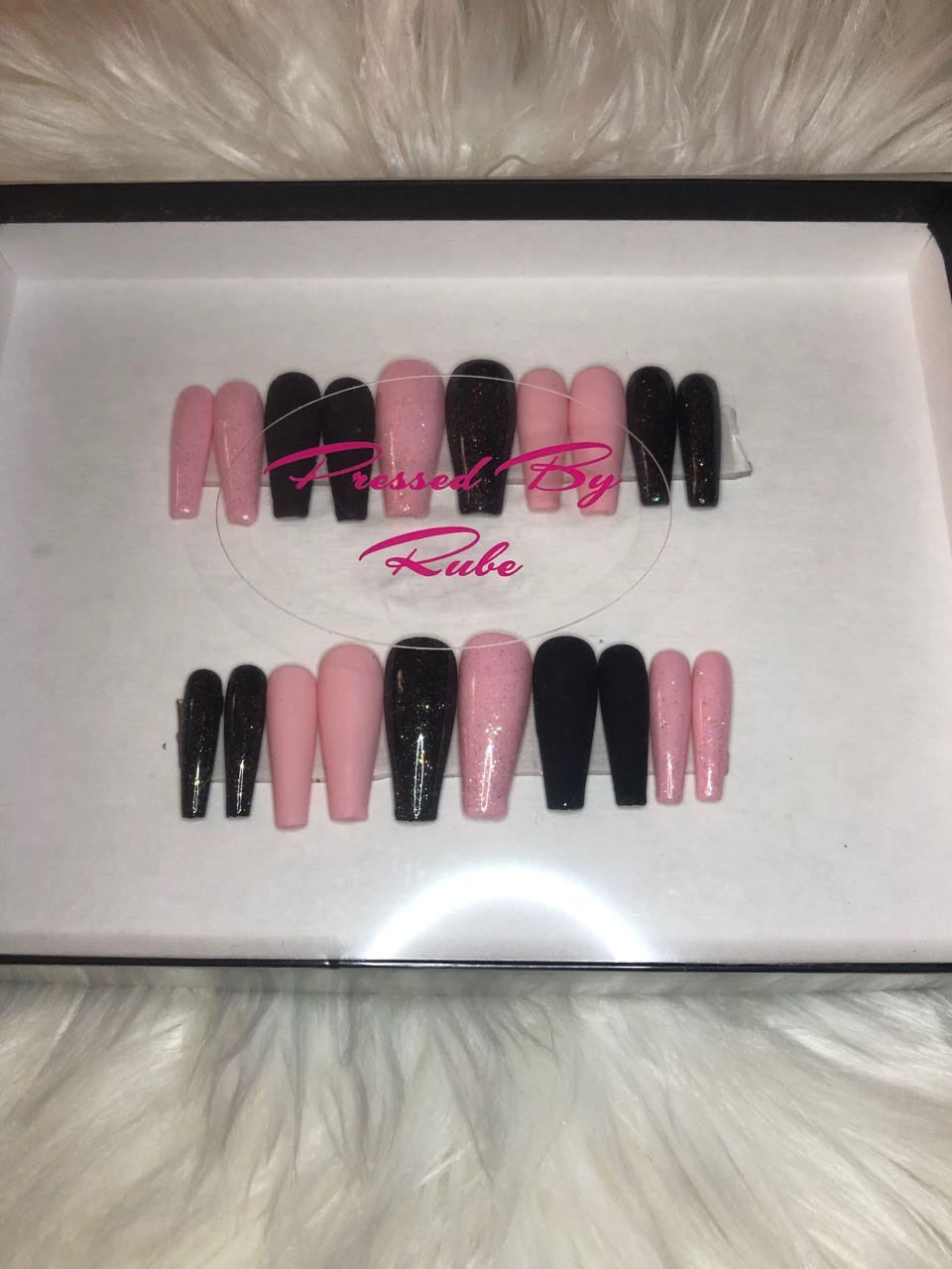 ✨Black&Pink✨
