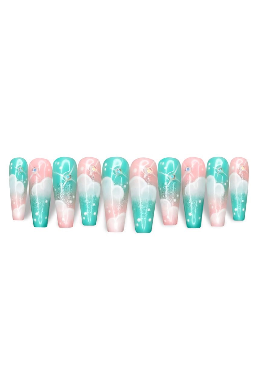 Cloud 9  Press On Nails | Ombre