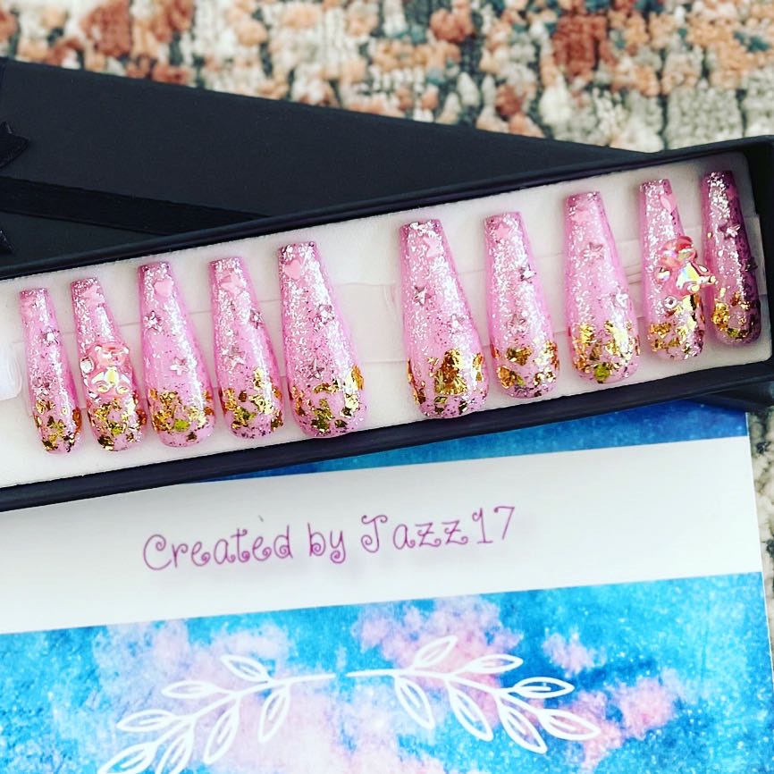 Pink Glitter Gold Chips Gummy Bears Glow-in-the-Dark Press On Nails | Fake Nails | Glue On Nails | Stick On Nails