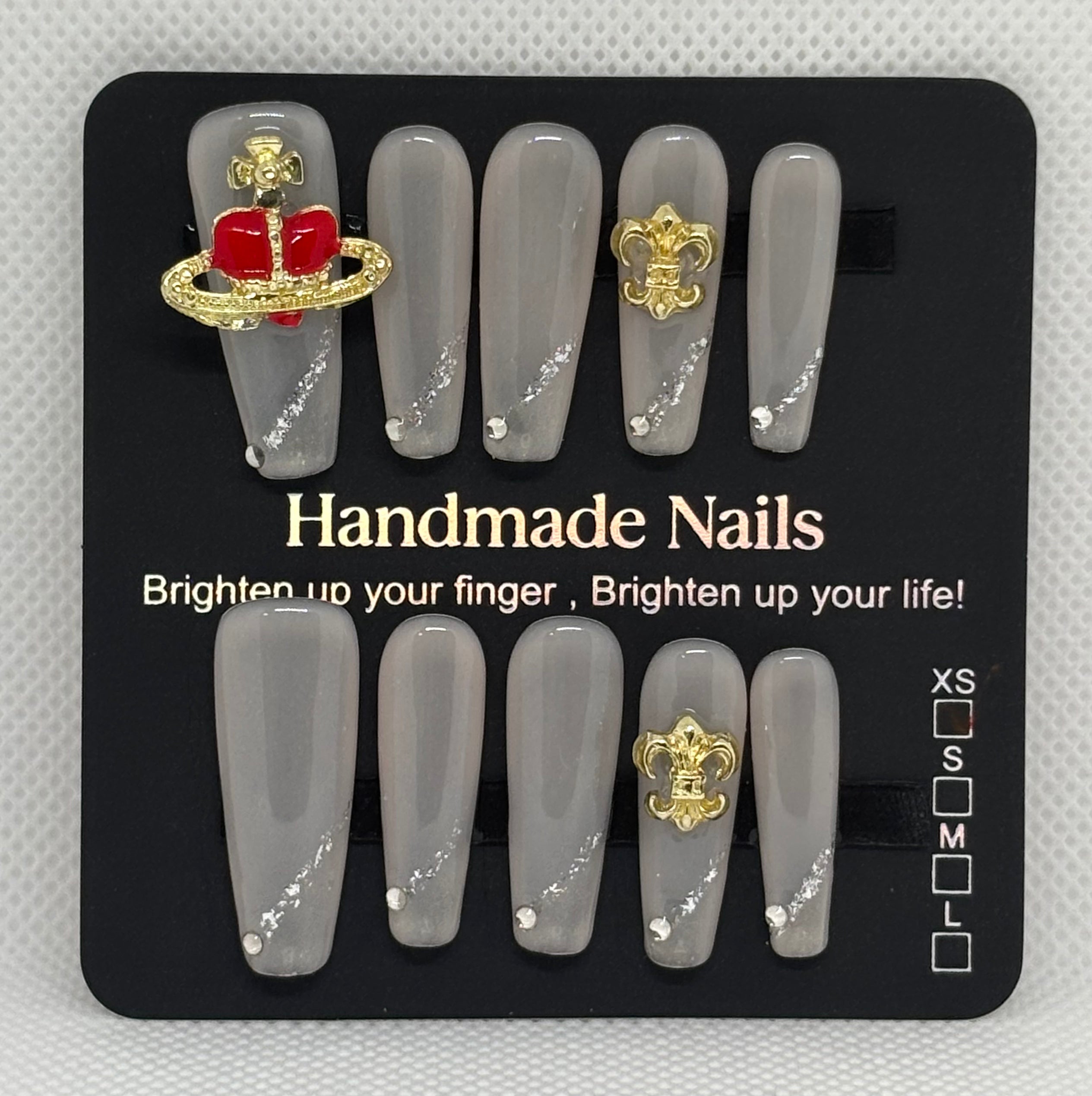 Queen's Court (XSmall)