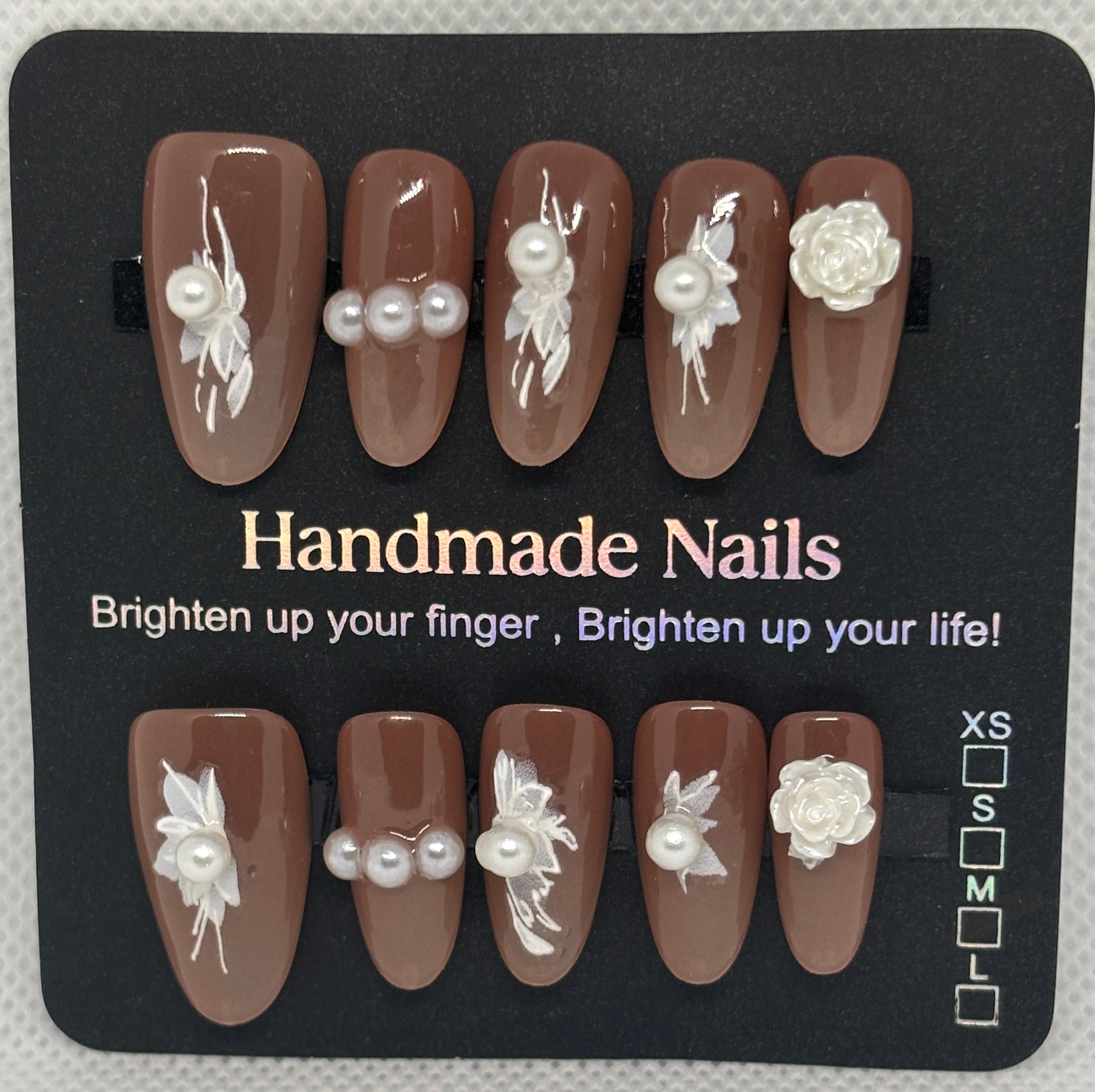 Vintage Toffee (Medium)