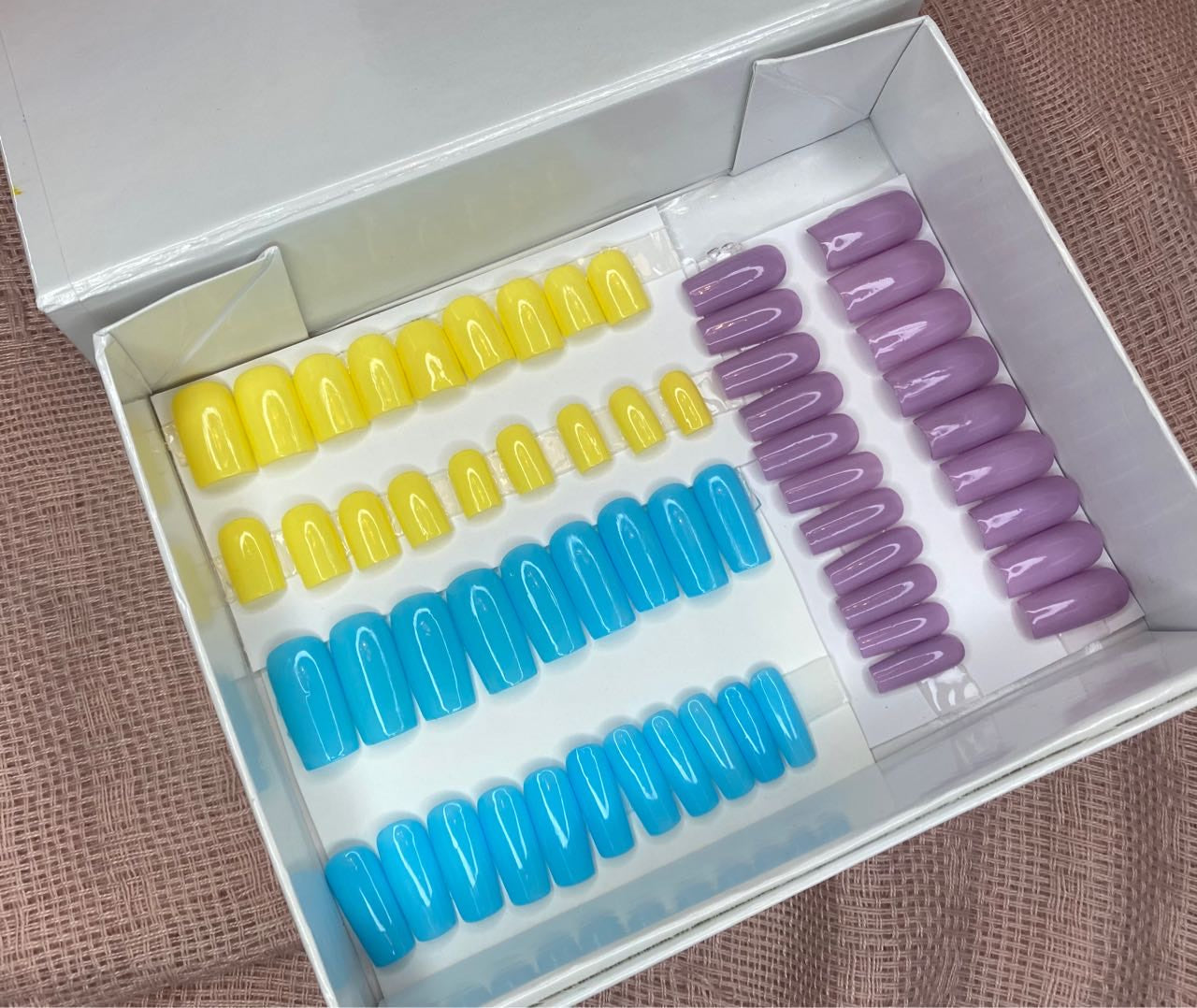 BASIC PRESS ON NAIL SETS