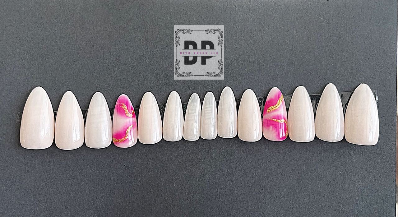 Nude Pink swirls (Essence Festival)