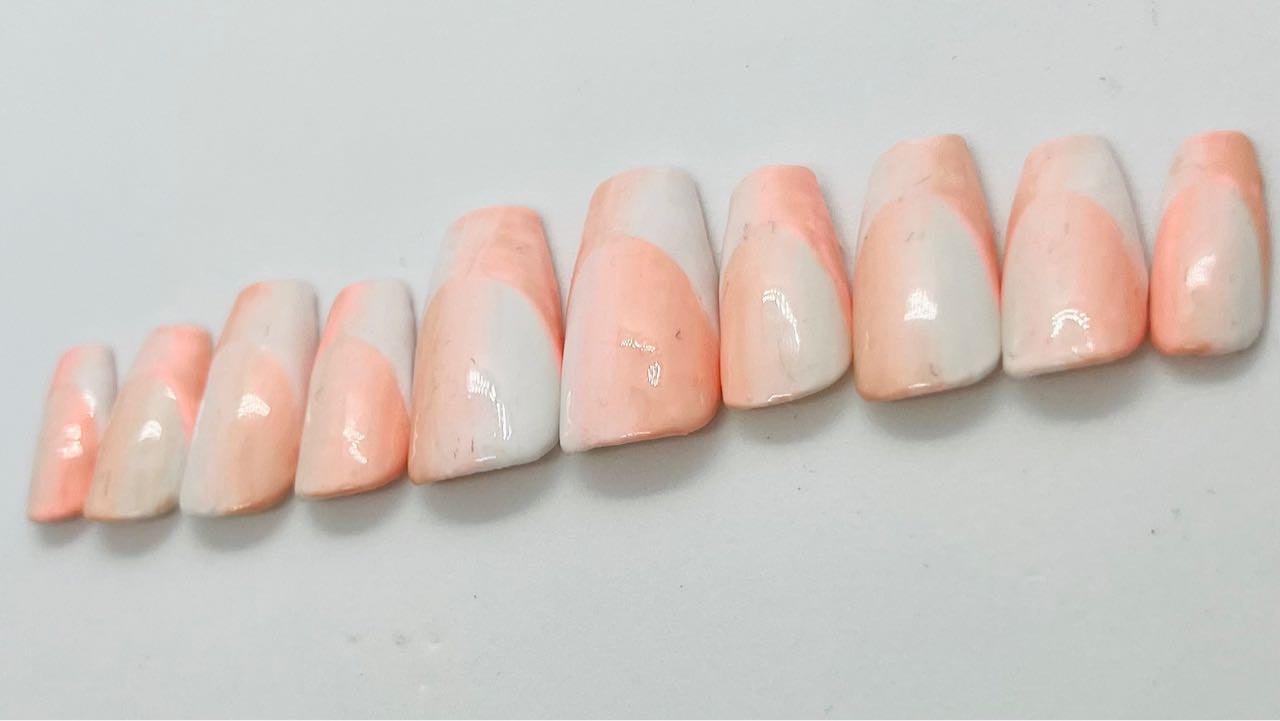 French Tip Reverse Ombr