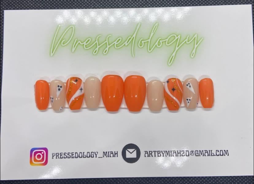 Halloween nails