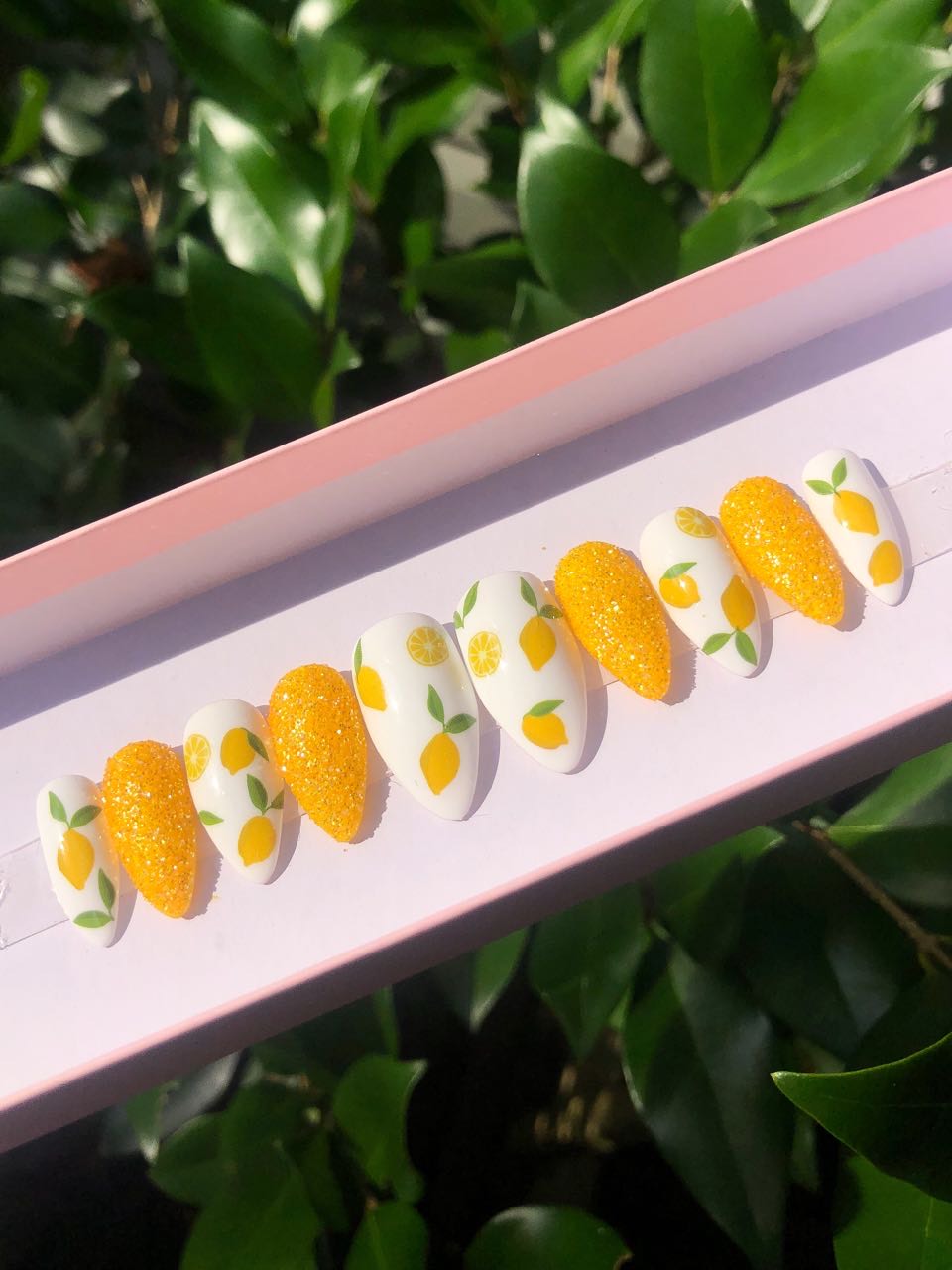 Lemon Yellow Fruity Set With Glitter