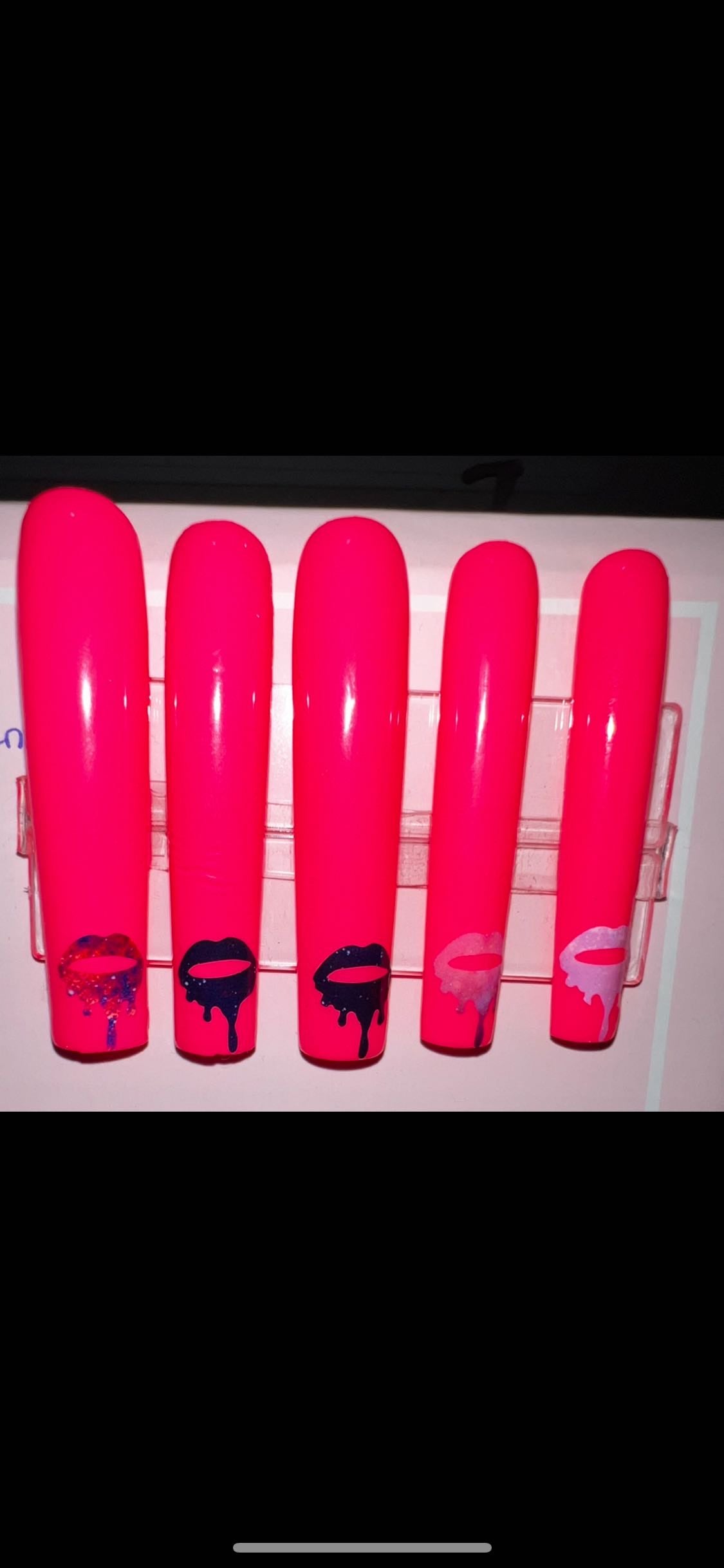 Lip drips