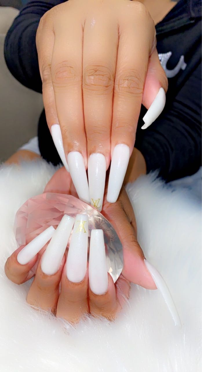 White LV