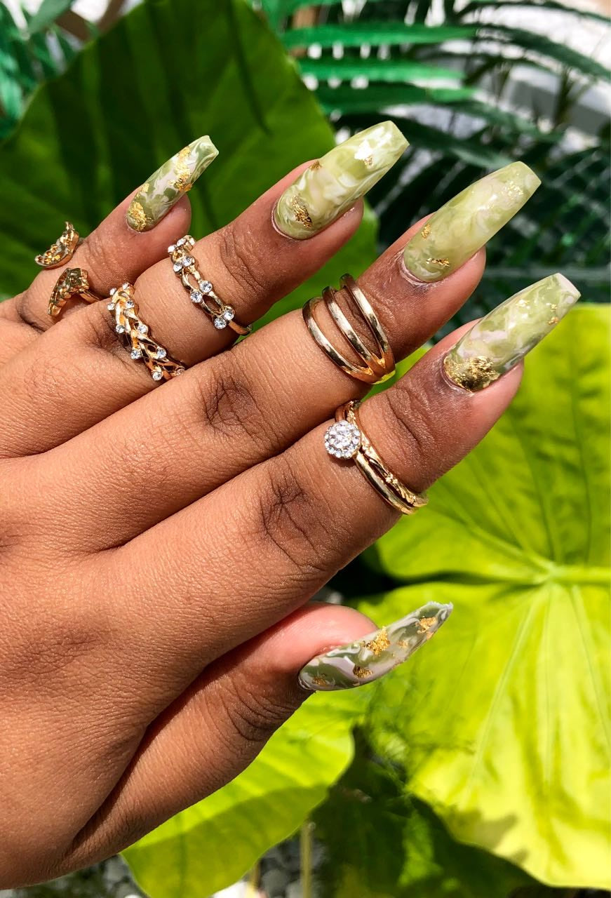 Green  Goddess  Set