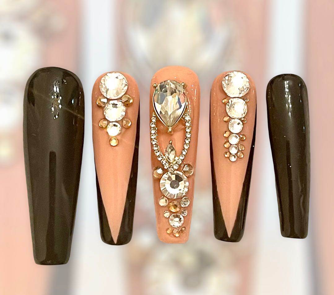 Royally nude