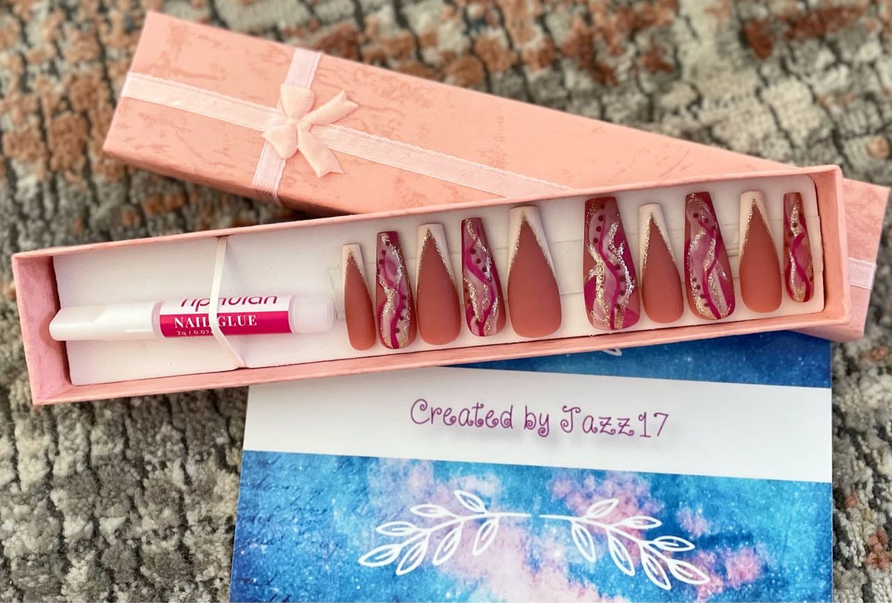Soft Wavy Press On Nails | Fake Nails | Glue On Nails | Stick On Nails