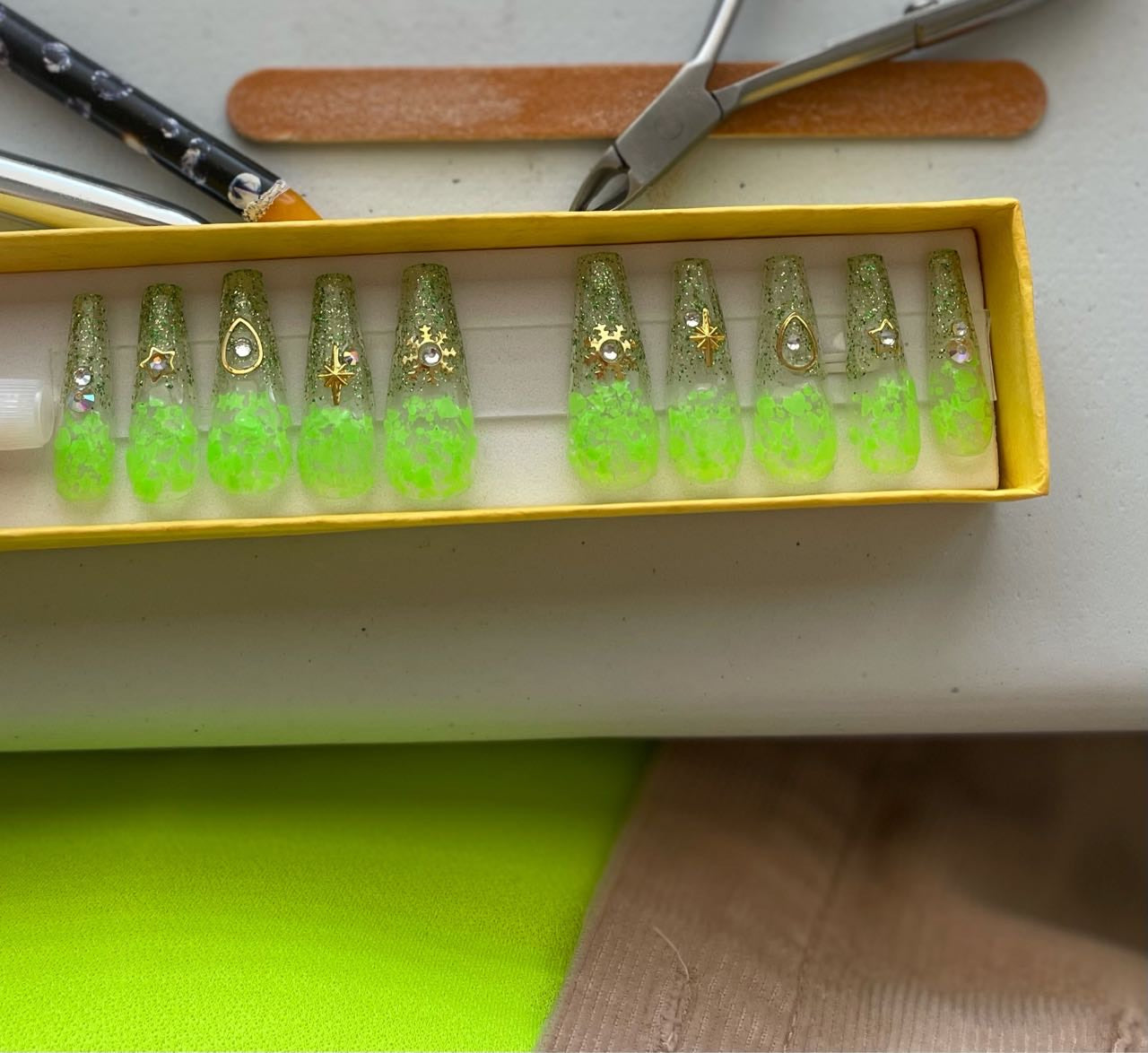 Glow In The Dark Neon Green Press On Nails | Fake Nails | Glue On Nails | Stick On Nails